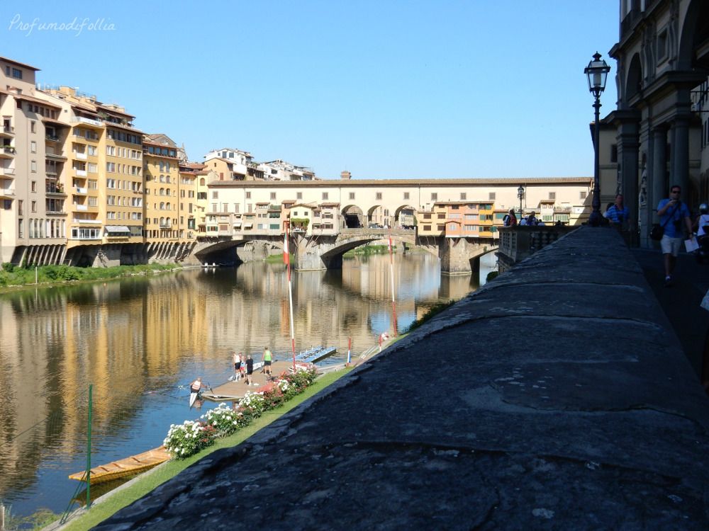 Ponte Vecchio è famoso anche per le botteghe degli artigiani! Città toscane da visitare: Ponte Vecchio a Firenze