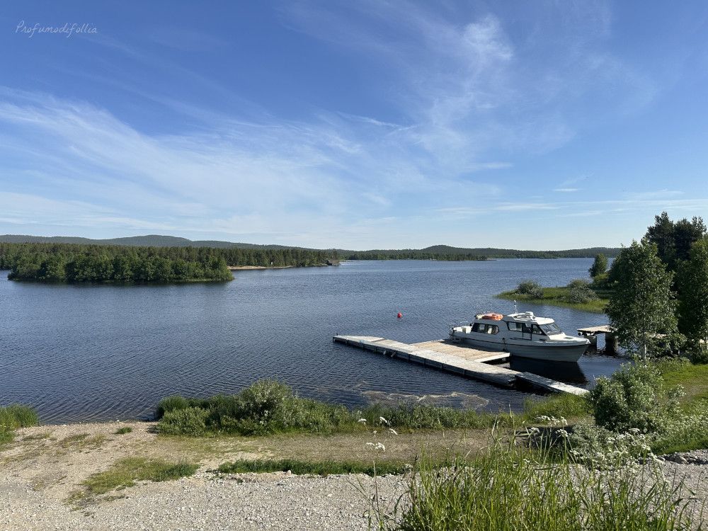 Il lago Inari in tutto il suo splendore
