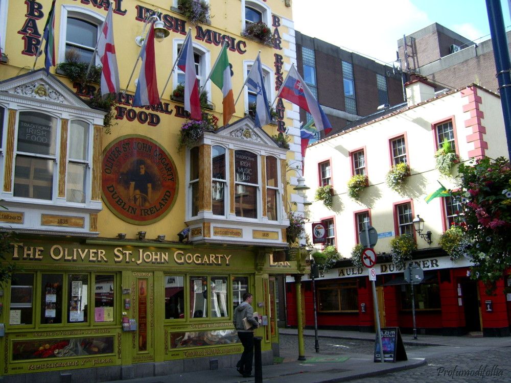 Cosa vedere a Dublino: i locali coloratissimi di Temple Bar