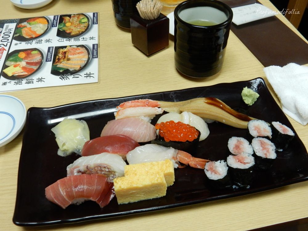 Diario di viaggio Giappone: sushi mangiato al mercato di Tsukiji a Tokyo