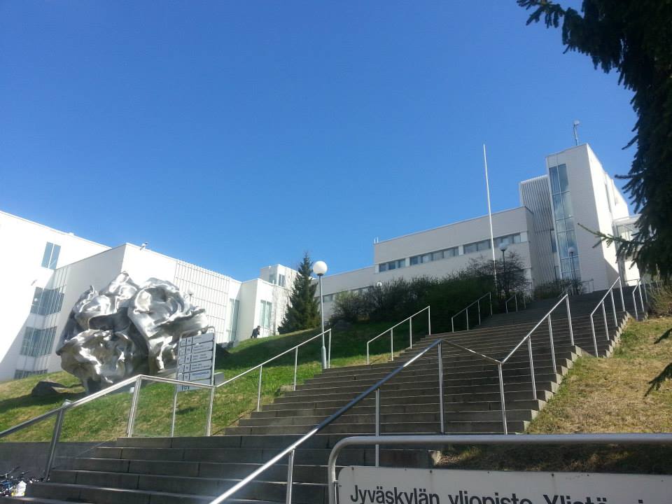 Edificio moderno dell'università di Jyvaskyla