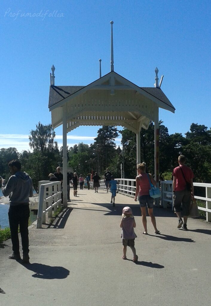 Diario di viaggio helsinki: ponte bianco di Seurasaari