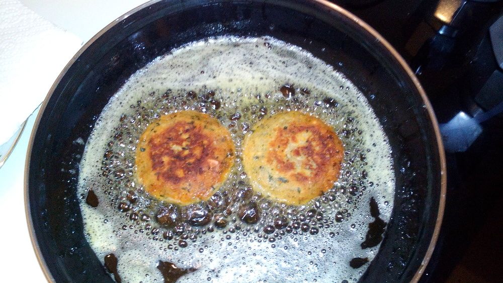 Ricette tirolesi: i canederli al formaggio fritti in padella