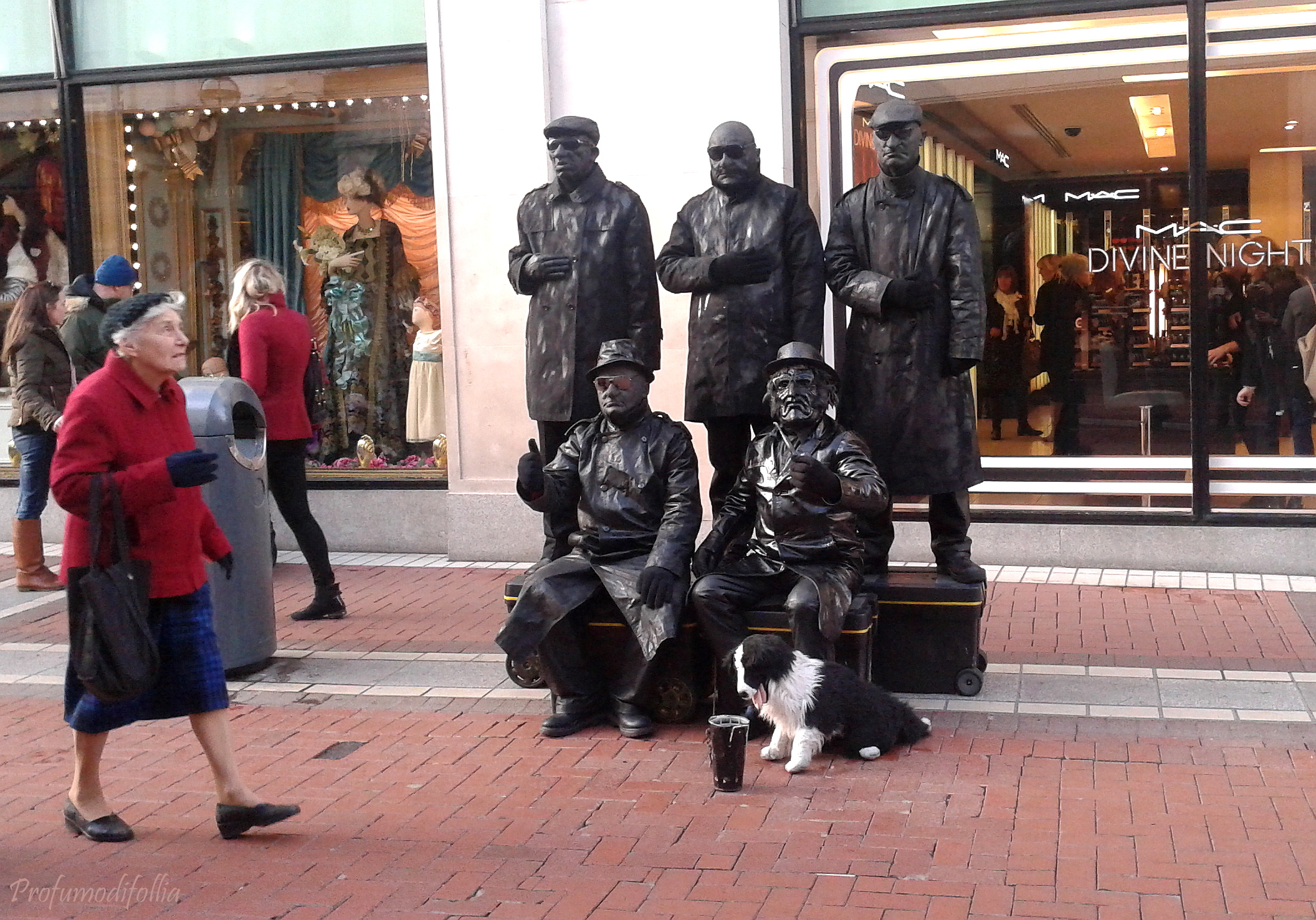 artisti di strada a Grafton Street. Visitare Dublino