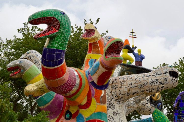 Giardino dei Tarocchi La scultura dell'Albero della Vita nel Giardino dei Tarocchi in Toscana
