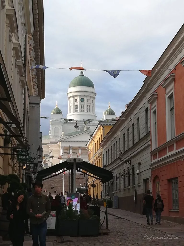 Un simbolo della capitale della Finlandia: cattedrale di Helsinki 