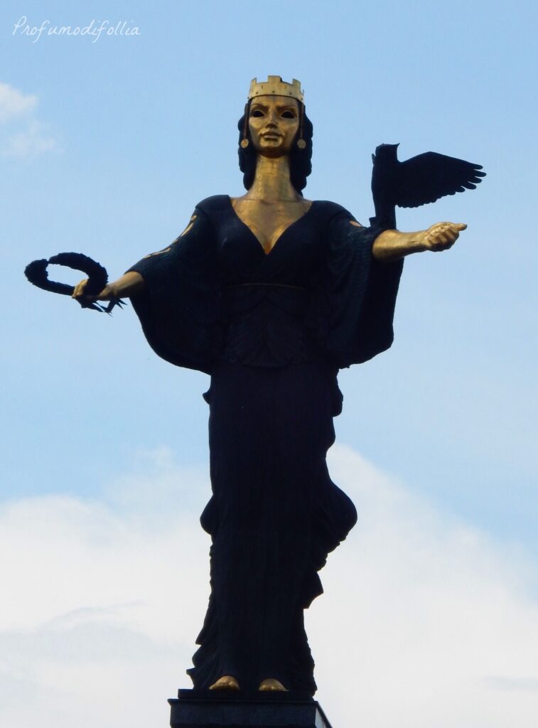 statua di Sofia 24 ore a Sofia statua di Sofia